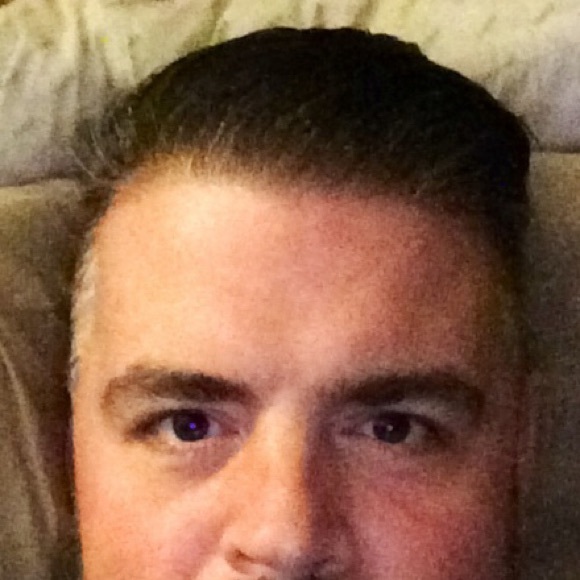 Profile Picture of Scott Ferguson (@scottf9) on Poshmark