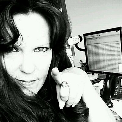 Profile Picture of Donna Hull (@dhull34) on Twitter