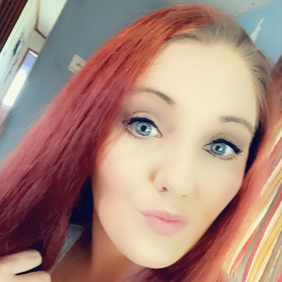 Christina Neagle - Poshmark Profile Picture of Christina Neagle (@christinaneagle) on Poshmark