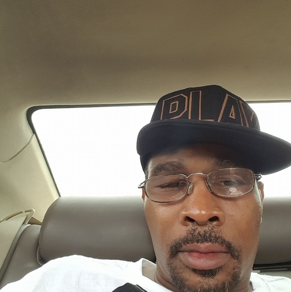 Profile Picture of Edward Duncan (@lachisha) on Poshmark