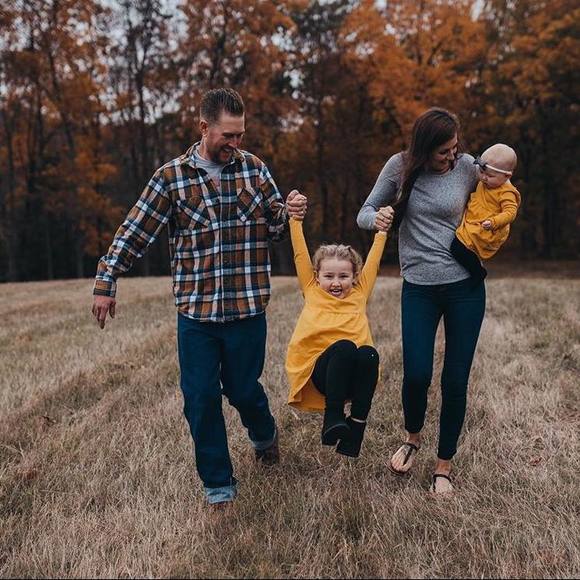 Ashley Chevrette - Poshmark Profile Picture of Ashley Chevrette (@ashchevy) on Poshmark