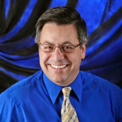 Profile Picture of Michael DeCicco (@deciccoent) on Twitter