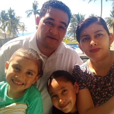 Profile Picture of Carlos Bonifaz Diaz (@cbonifaz77) on Twitter