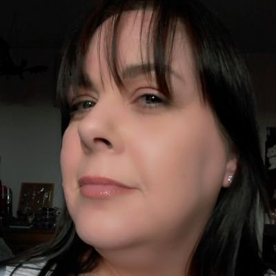 Profile Picture of Amanda Francis (@1971_amanda) on Twitter