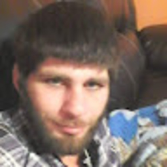 Profile Picture of Charlie Cain (@charliecain25) on Poshmark