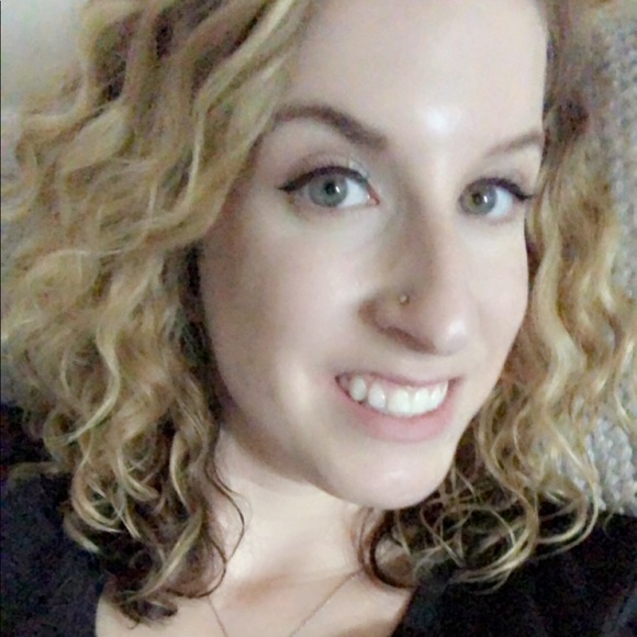 Kristina Walters - Poshmark Profile Picture of Kristina Walters (@kwalters0121) on Poshmark