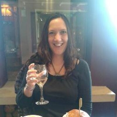 Profile Picture of Lucy Davey (@lucy28d1975) on Twitter