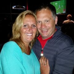 Profile Picture of Lora Chmielewski Gag (@user1085035931285) on Tiktok