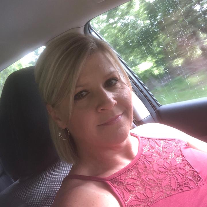 Profile Picture of Laura Cain (@@lauracain72) on Tiktok