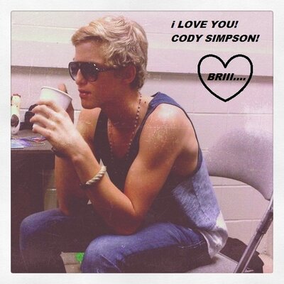 Profile Picture of Briana Simpson ~ (@BriMeendez) on Twitter