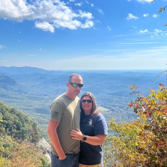 Profile Picture of Brad Martin (@martinbrad409) on Poshmark