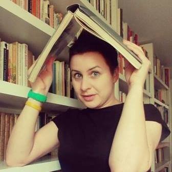 Profile Picture of Karina Bonowicz (@KarinaBonowicz) on Twitter