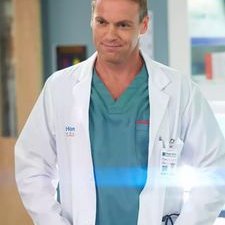 Profile Picture of Michael Shanks (@MichaelShanks0) on Twitter