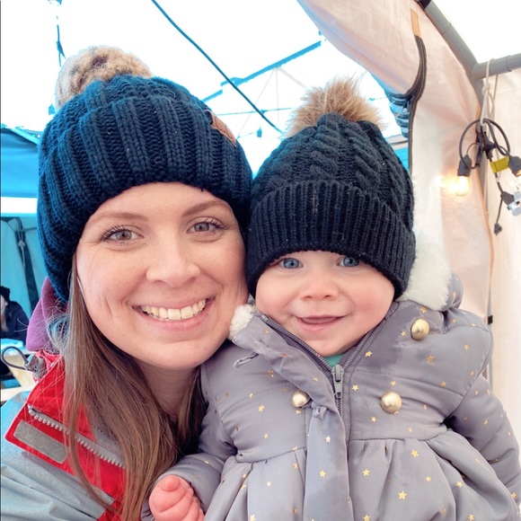 Hannah Dekalb - Poshmark Profile Picture of Hannah Dekalb (@hannahdekalb) on Poshmark