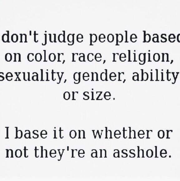 Profile Picture of Maurine Anderson (@maurineanderson) on Poshmark