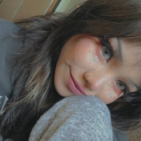 Profile Picture of Amber Mckigney (@ambermckigney) on Poshmark