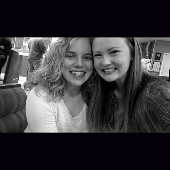 Profile Picture of Madison Fields (@madisonf731) on Poshmark