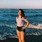 Profile Picture of madelyn avery 🍯 (@maddyaallen) on Instagram