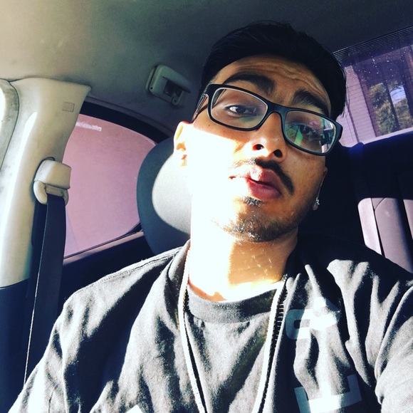 Alexis Farfan - Poshmark Profile Picture of Alexis Farfan (@toby460) on Poshmark