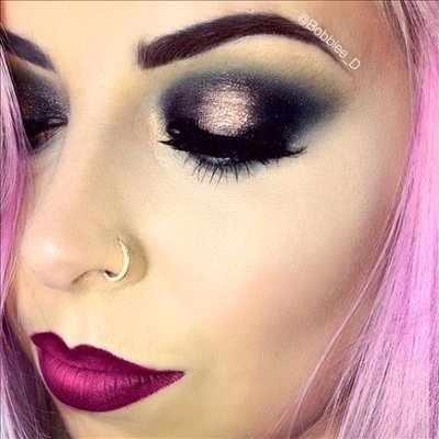 Profile Picture of Bobbie Davies (@Bobbin_Dobbin) on Twitter