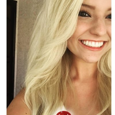 Profile Picture of Kristin Stone (@kristinnstonee) on Twitter