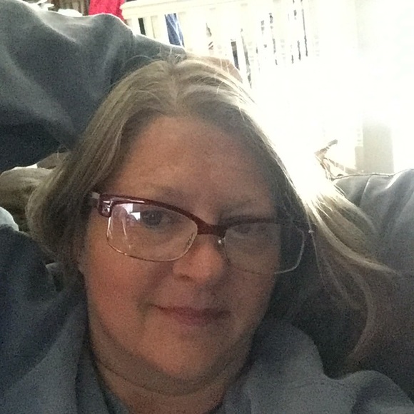 Profile Picture of Sherri Watson (@sherwats) on Poshmark