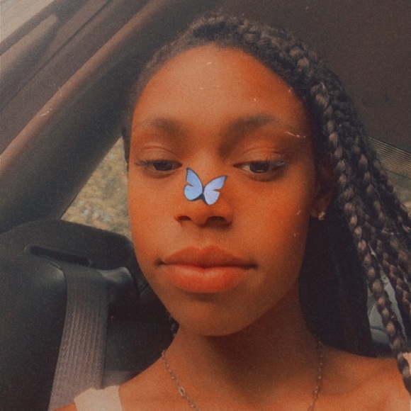 Profile Picture of Jazmyn Harris (@jazmynharris11) on Poshmark