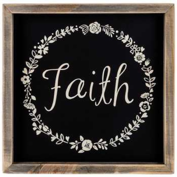 Profile Picture of Whitney Beard (@wbeard04) on Poshmark