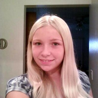 Profile Picture of Amber Wires (@AmberWires) on Twitter