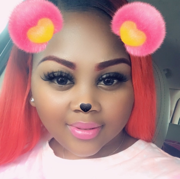 Profile Picture of Mariah Scott (@mariahscott191) on Poshmark