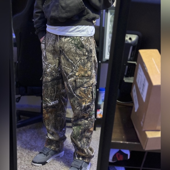 Profile Picture of Josh Meyer (@joshuameyer2017) on Poshmark