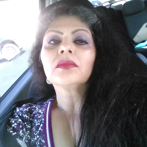 Profile Picture of Diane Ancira (@dianeancira1) on Poshmark