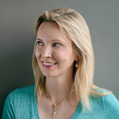 Profile Picture of Kristin Smith (@KMSmithDC) on Twitter