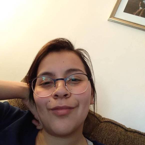 Profile Picture of Lucero Baena (@lovel_lupe) on Poshmark