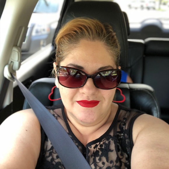 Profile Picture of Sirene Varian (@siry23) on Poshmark