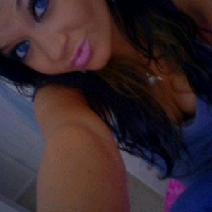 Profile Picture of Gracie Wood (@beautifulpirate) on Myspace