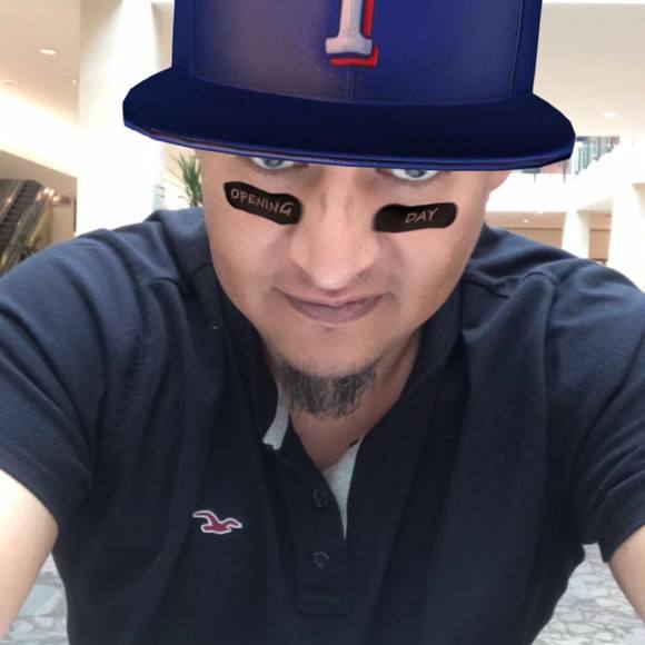 Profile Picture of Julio Tobias (@jtobias32) on Poshmark