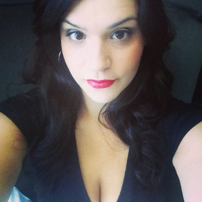 Profile Picture of laura rios (@laurarios234) on Twitter