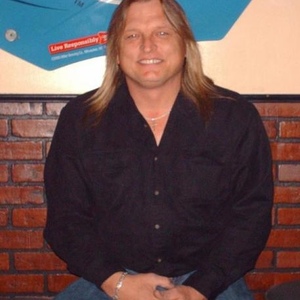 Profile Picture of Steve Wallen (@sw1djsteve) on Myspace