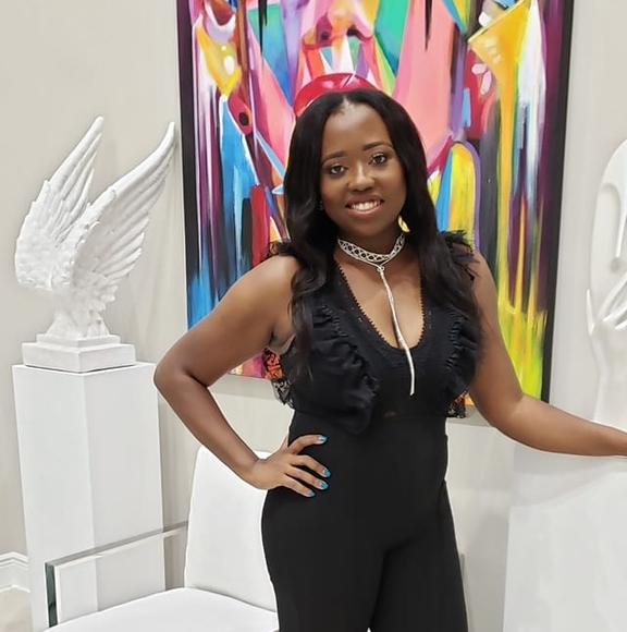 Nadege Charles - Poshmark Profile Picture of Nadege Charles (@nadec2004) on Poshmark