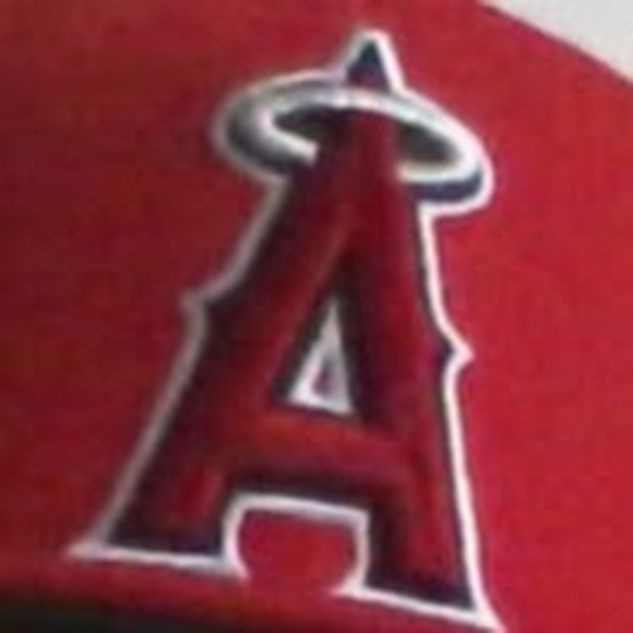 Profile Picture of Dibi (@saeedmohamed) on Poshmark