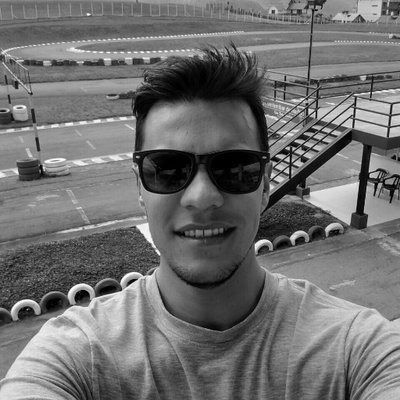 Profile Picture of John Enríquez Ochoa (@Digame_Young) on Twitter