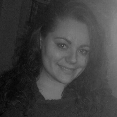 Profile Picture of Nadia Maria Larsen (@nadia87maria) on Twitter
