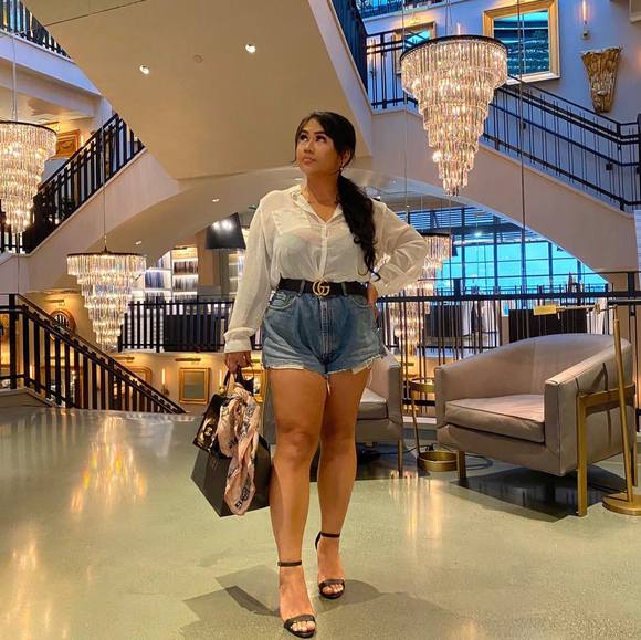 Profile Picture of Anibert Pineda (@anibert) on Poshmark