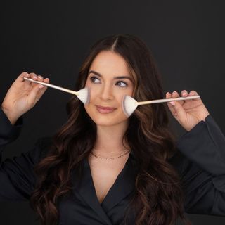 Profile Picture of Jocelyn Perez (@jocelynperezskin) on Instagram