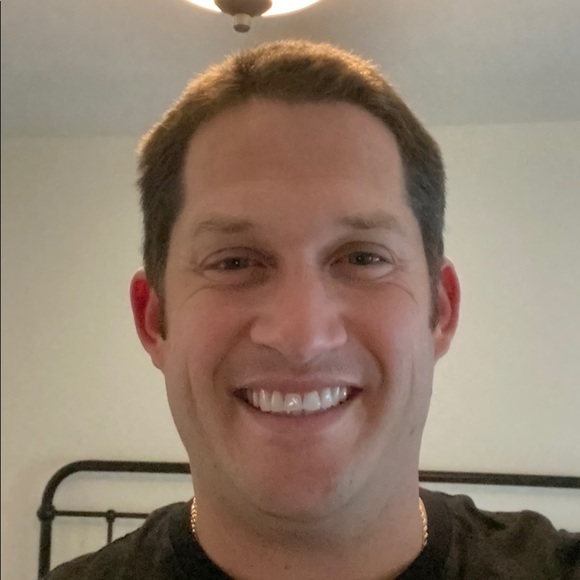 Profile Picture of Kevin Conway (@kfc25) on Poshmark