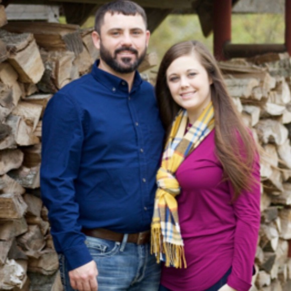 Profile Picture of Joey Daigle (@joeydaigle) on Poshmark