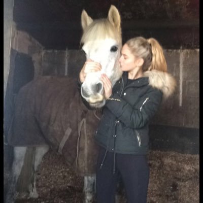 Profile Picture of Molly Ann Hamer (@Mollyannhamer) on Twitter