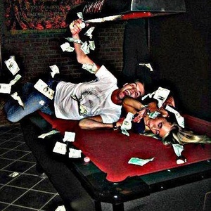 Profile Picture of Stephen Hall (@crackercoutre) on Myspace