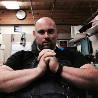 Profile Picture of Coach John Holifield (@Holifield1280) on Twitter